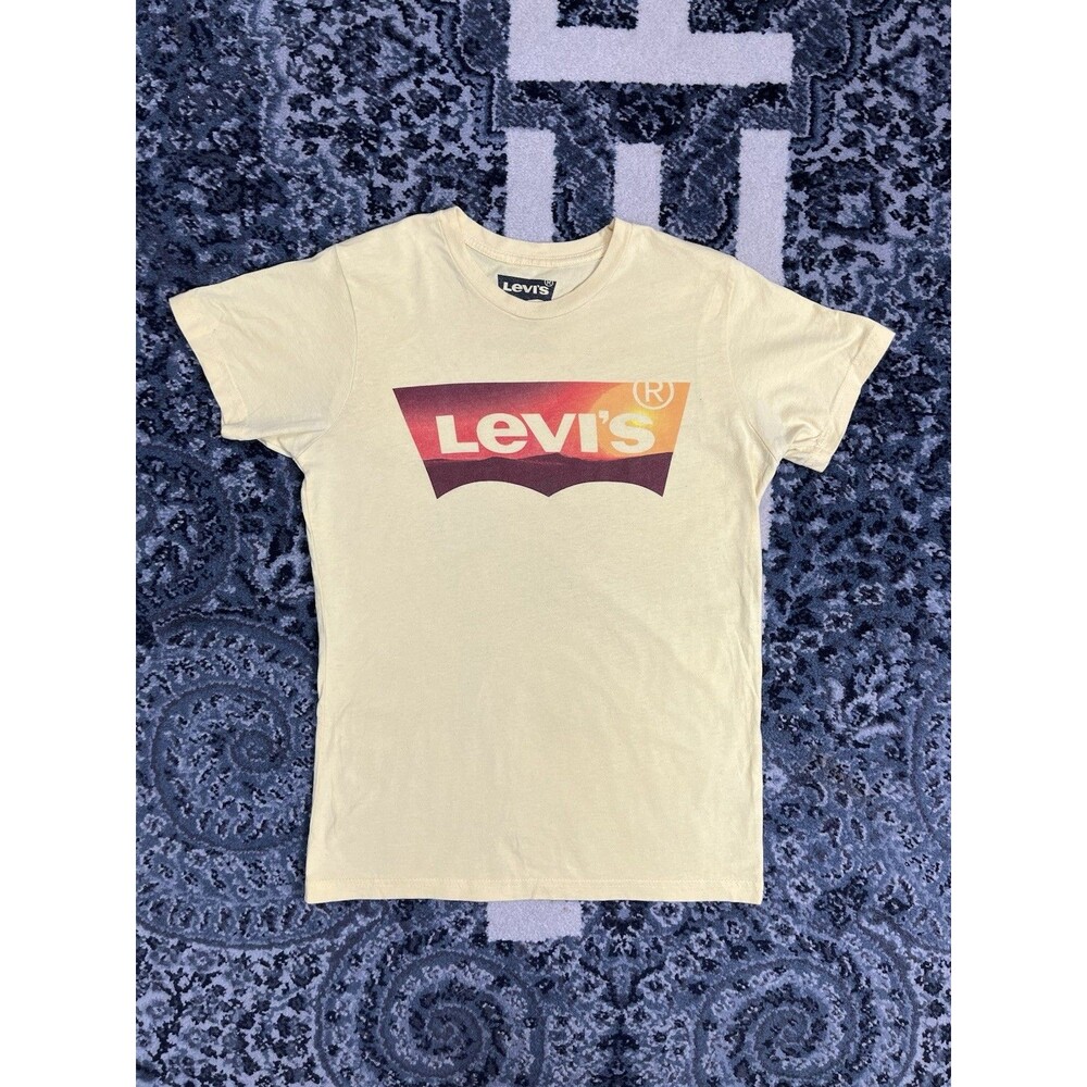 Y2K Levi Strauss Tshirt Size Small Yellow Pre-owned